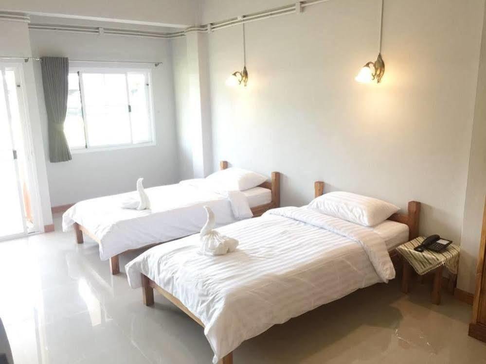 Baan Bangrak Residence Trang Kültér fotó